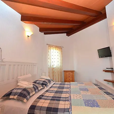 Sverko * Novigrad (Istria)