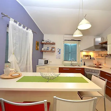 Sverko Holiday home *